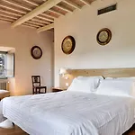 Castello Di 호텔