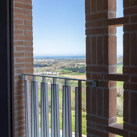 Castello Di 4*