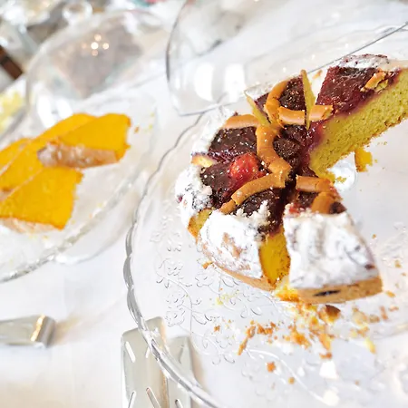 Hotel Castello Di 4*