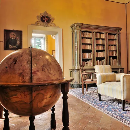 Castello Di Szálloda