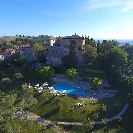 Castello Di Hotel 4*