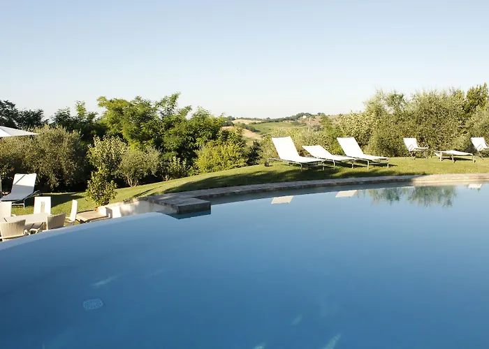 Castello Di Otel Monterado