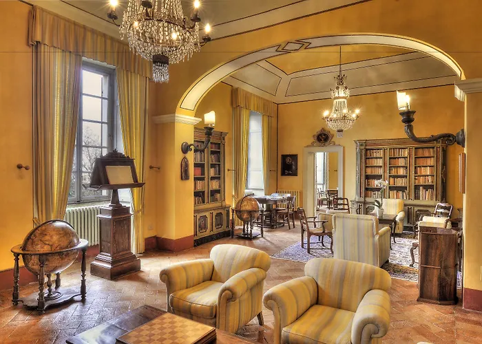 Castello Di Ξενοδοχείο 4*